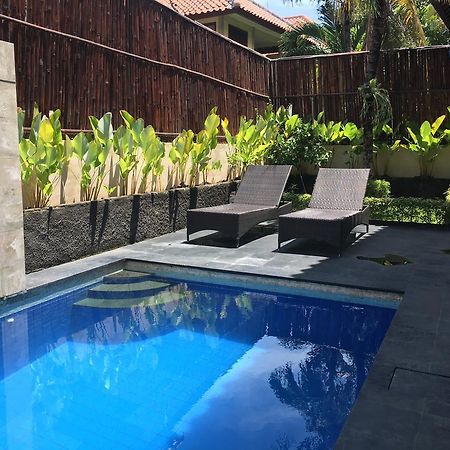 Kuta Holiday Villas Exterior foto