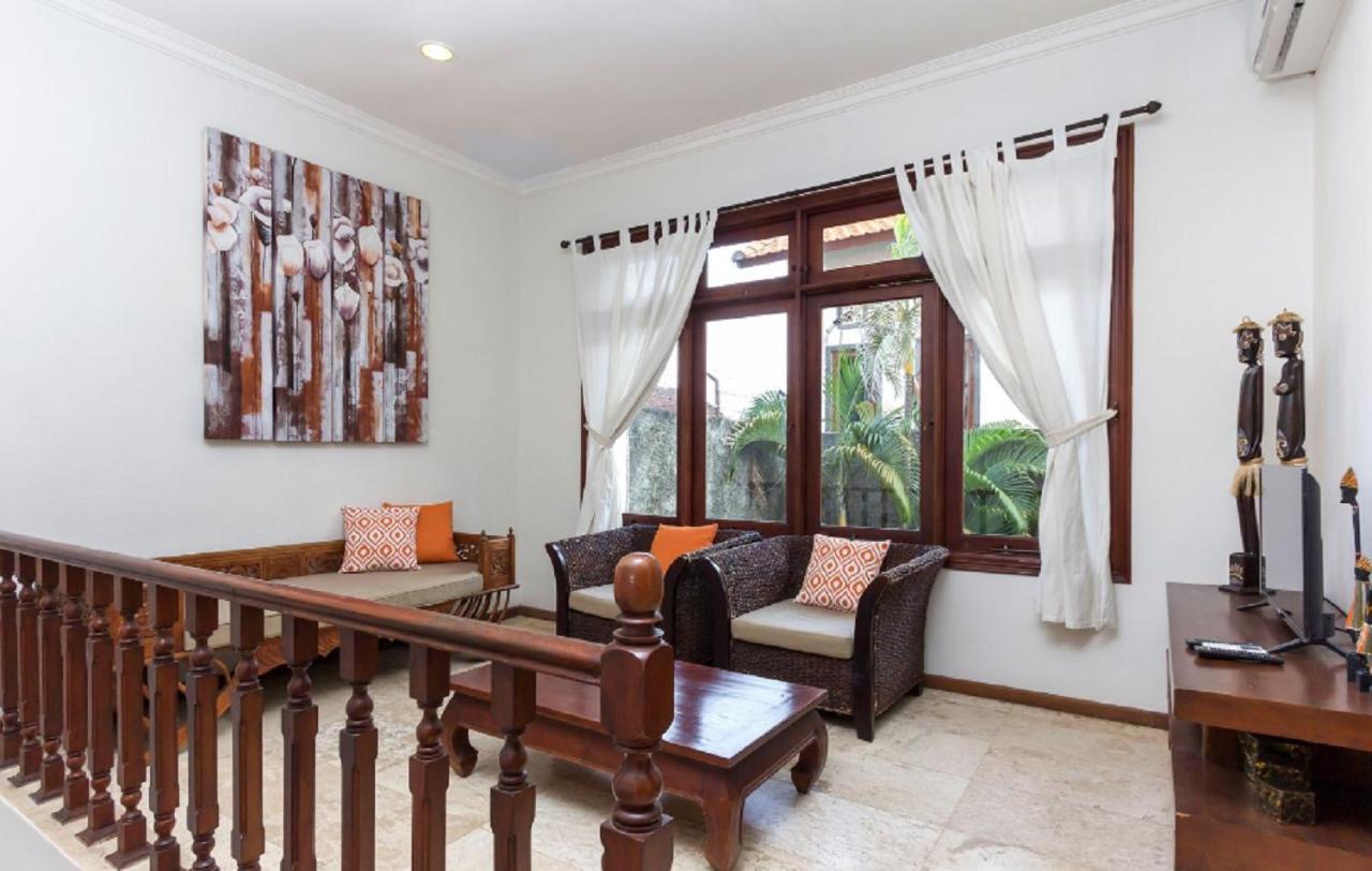 Kuta Holiday Villas Exterior foto