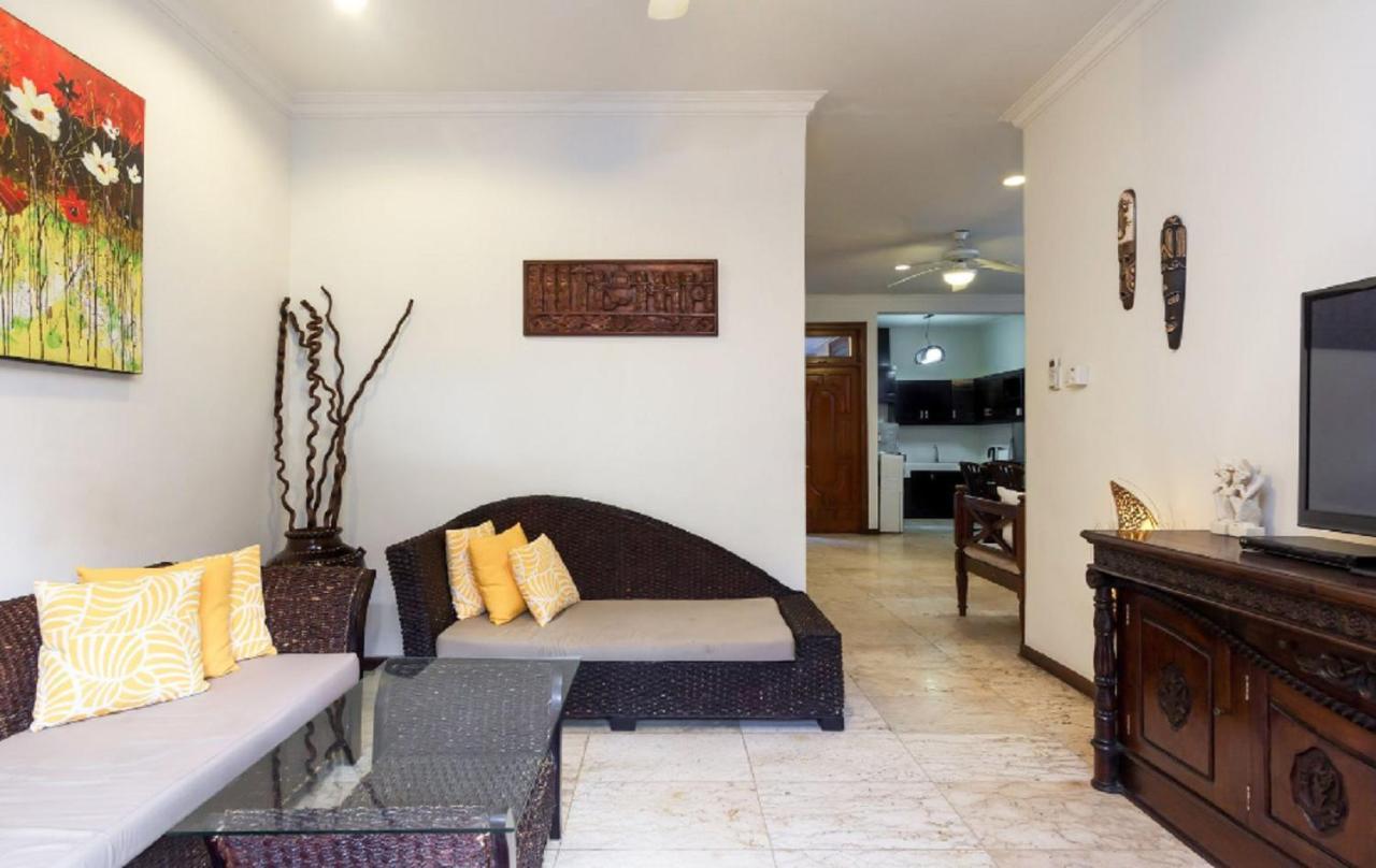 Kuta Holiday Villas Exterior foto