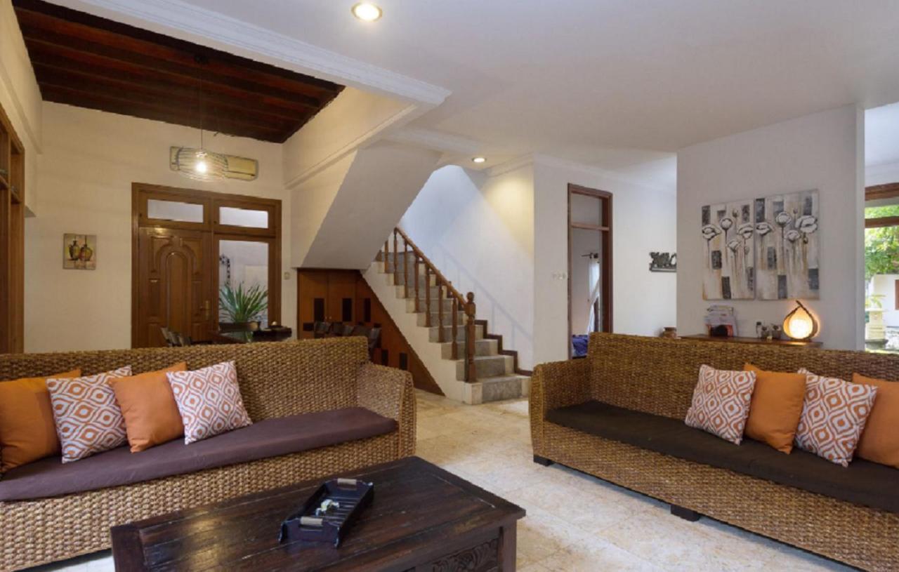 Kuta Holiday Villas Exterior foto