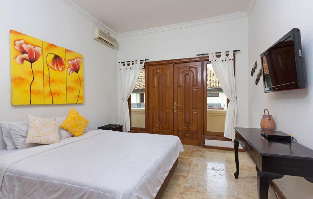 Kuta Holiday Villas Exterior foto